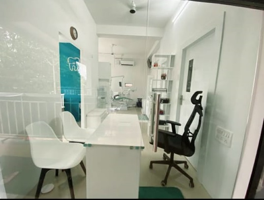 Dental Clinic in Kodakara | Skylar Dental Clinic